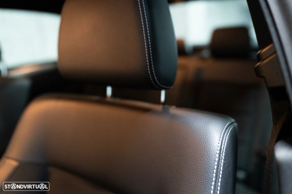 Mercedes-Benz E 300 BLUETEC Hybrid Avantgarde 107g - 46