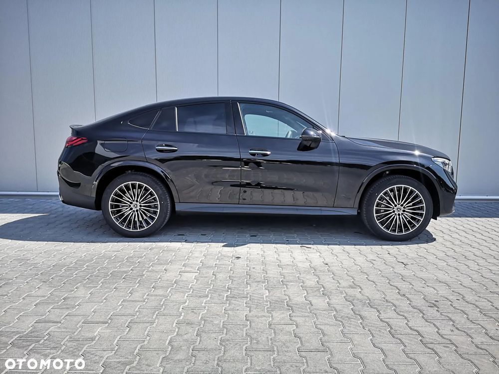 Mercedes-Benz GLC 300 e PHEV 4-Matic AMG Line - 6