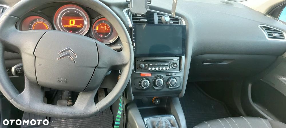 Citroën C4 1.6 HDi FAP Style - 6