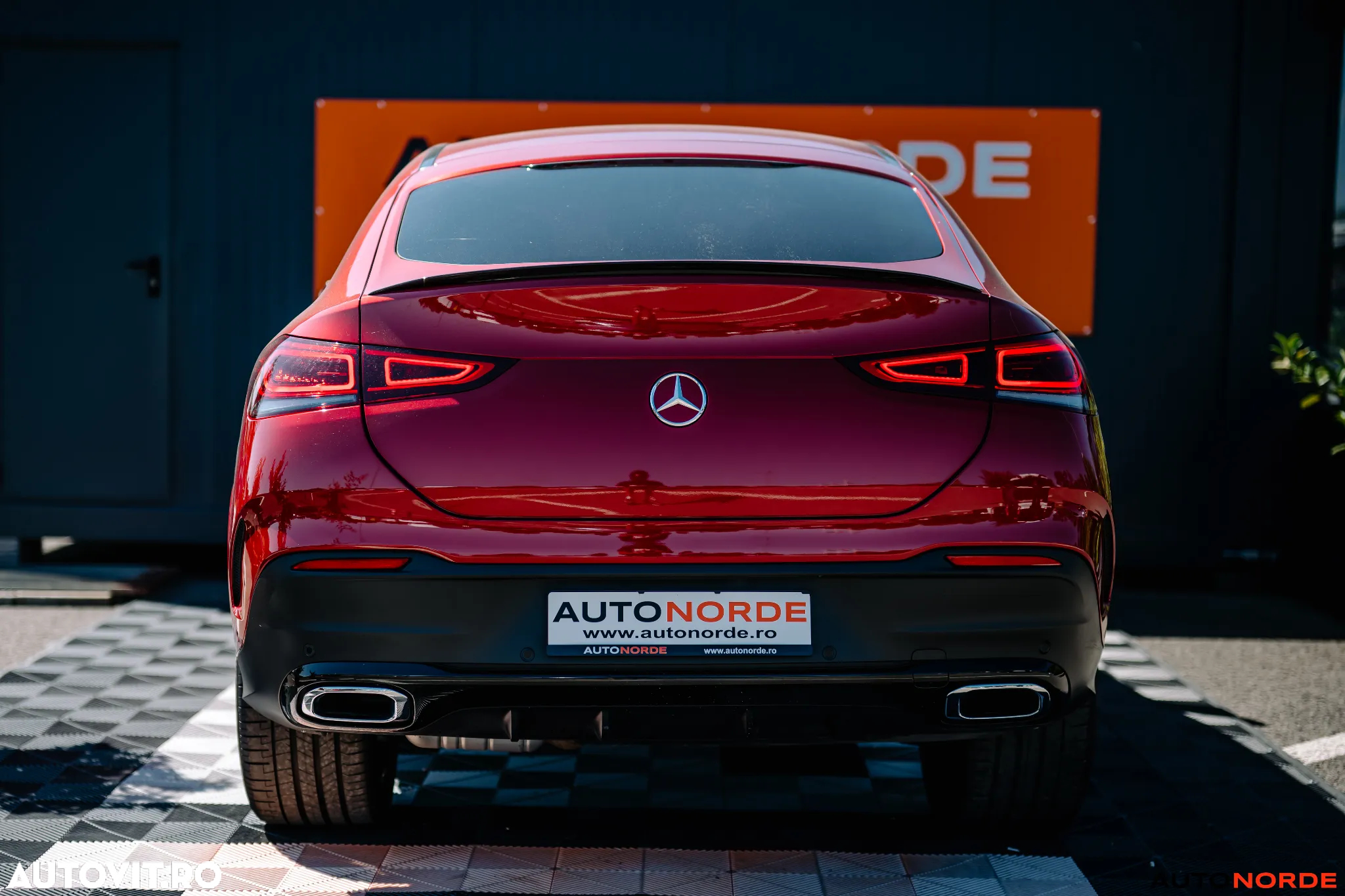 Mercedes-Benz GLE 400 d 4Matic 9G-TRONIC AMG Line - 11