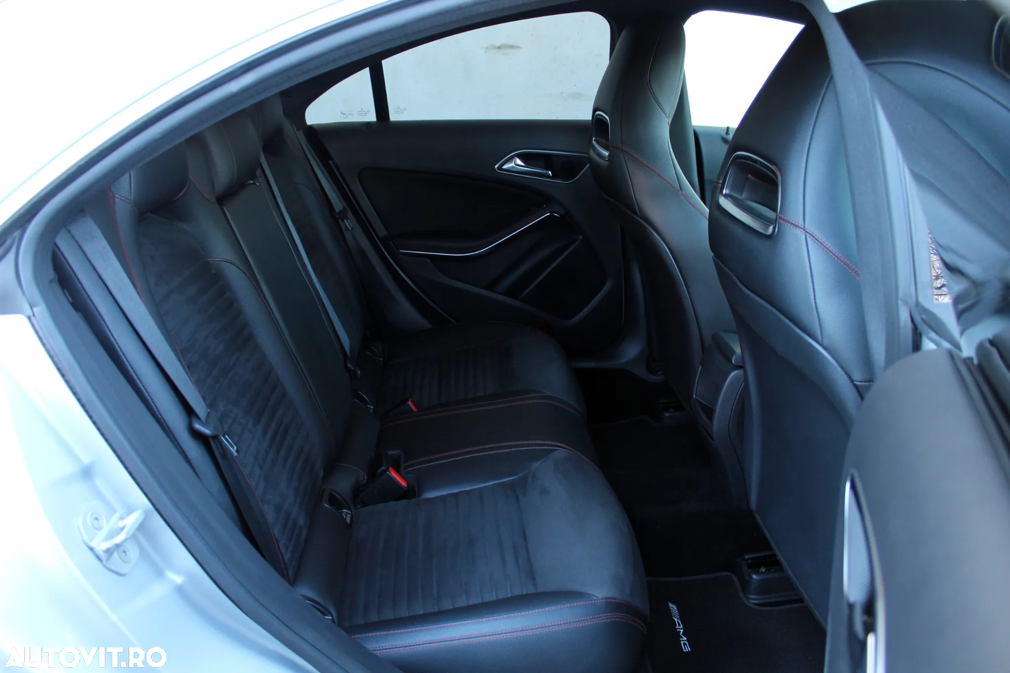 Mercedes-Benz CLA 220 CDI 7G-DCT AMG Line - 8