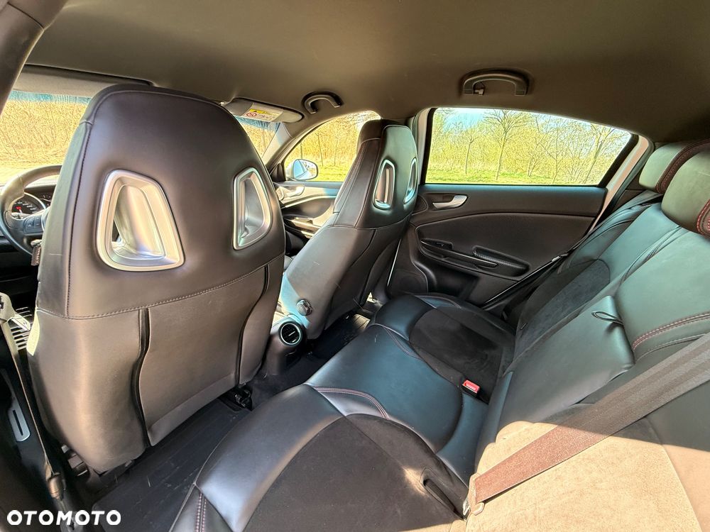 Alfa Romeo Giulietta 1750 TBi Veloce TCT - 16