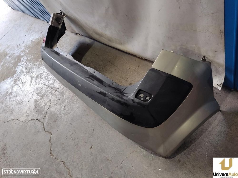 PARA-CHOQUES TRASEIRO RENAULT SCÉNIC II 2004 - - 6