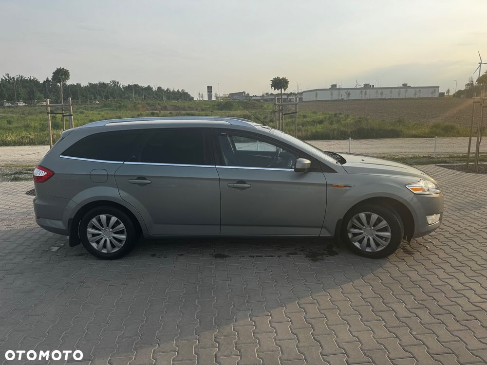 Ford Mondeo 2.0 TDCi Titanium - 4