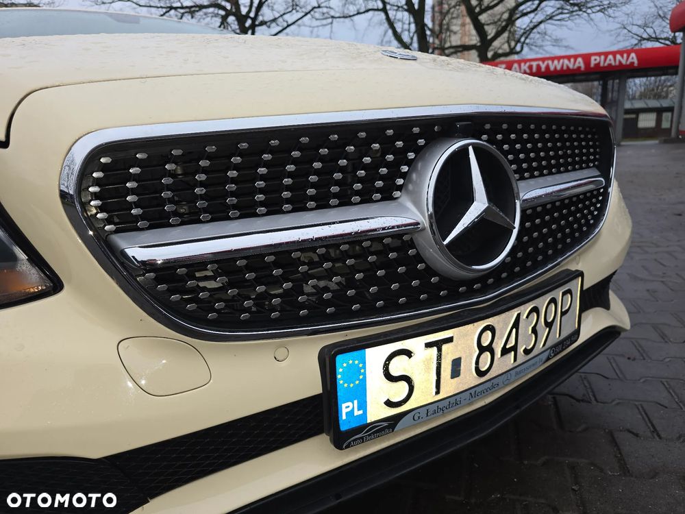 Mercedes-Benz Klasa E 200 d 9G-TRONIC Avantgarde - 6