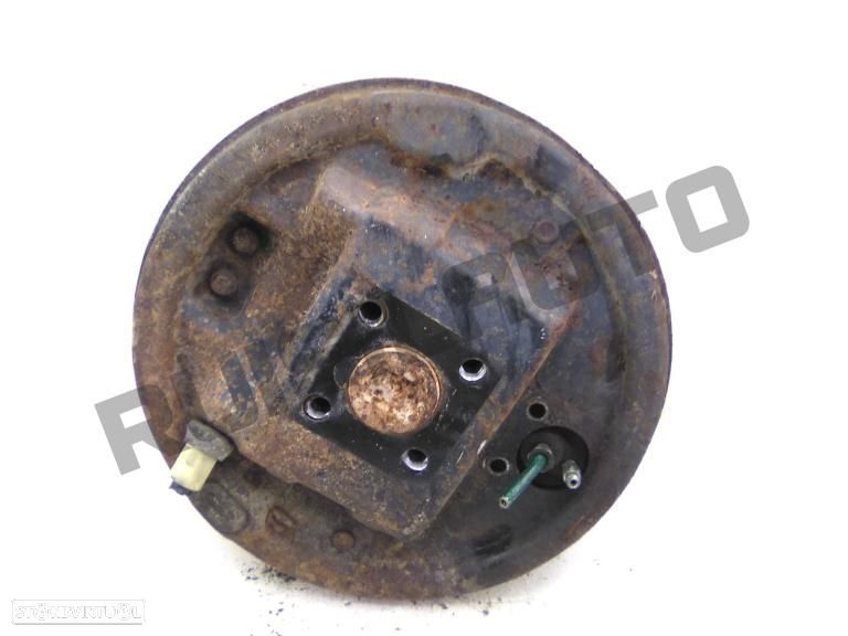 Cubo Roda Trás Esquerdo  Renault Clio Ii [1998_2012] 1.2 16v - 2