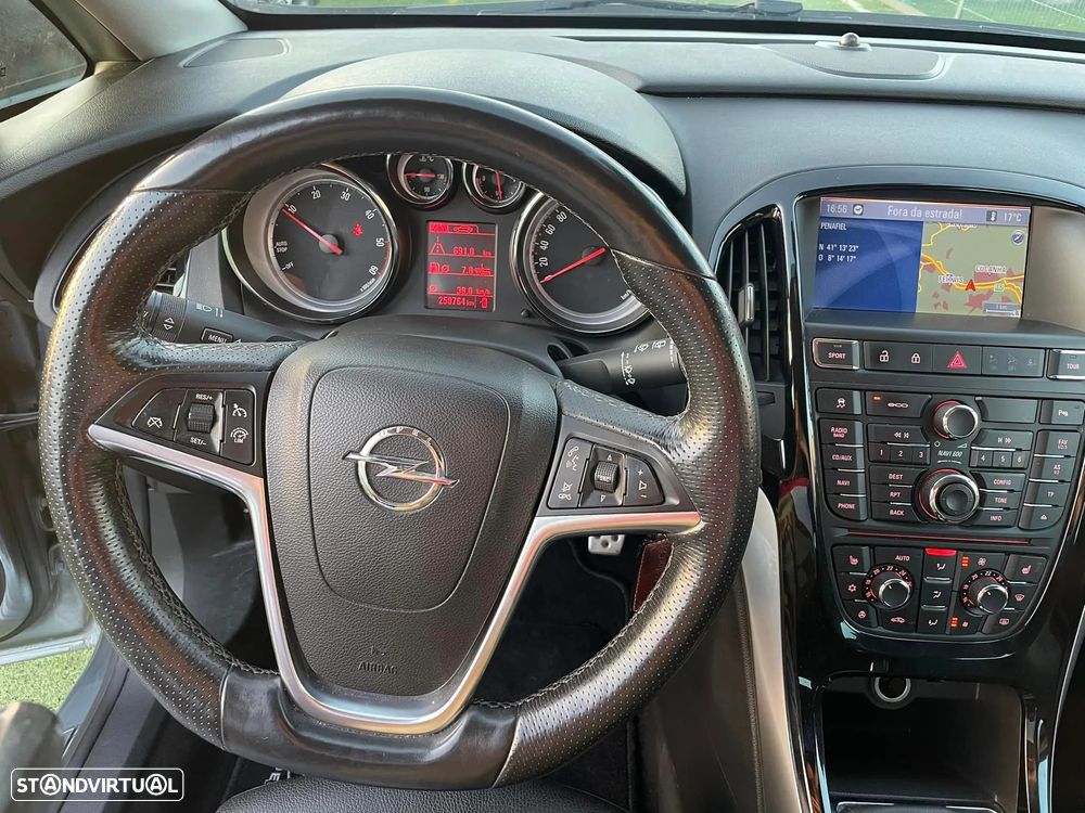 Opel Astra Sports Tourer 2.0 CDTi BiTurbo S/S - 14
