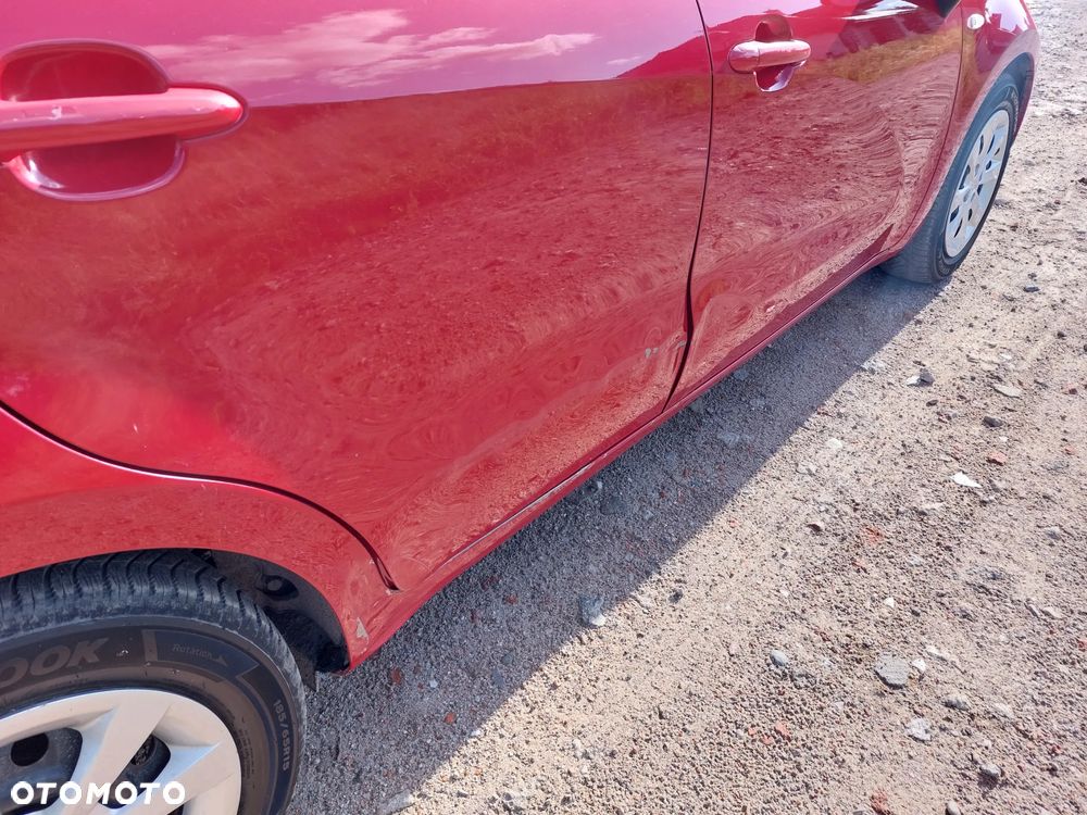Kia Rio - 18