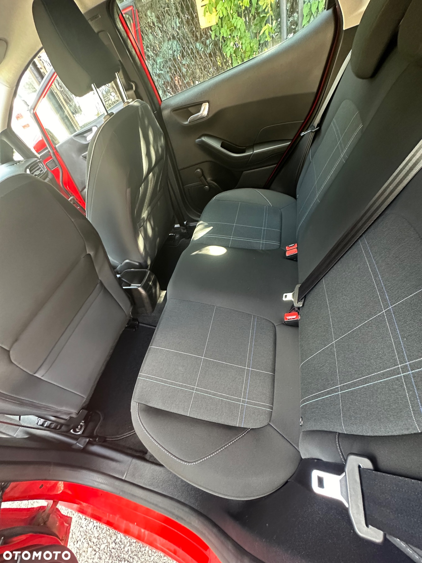 Ford Fiesta - 12