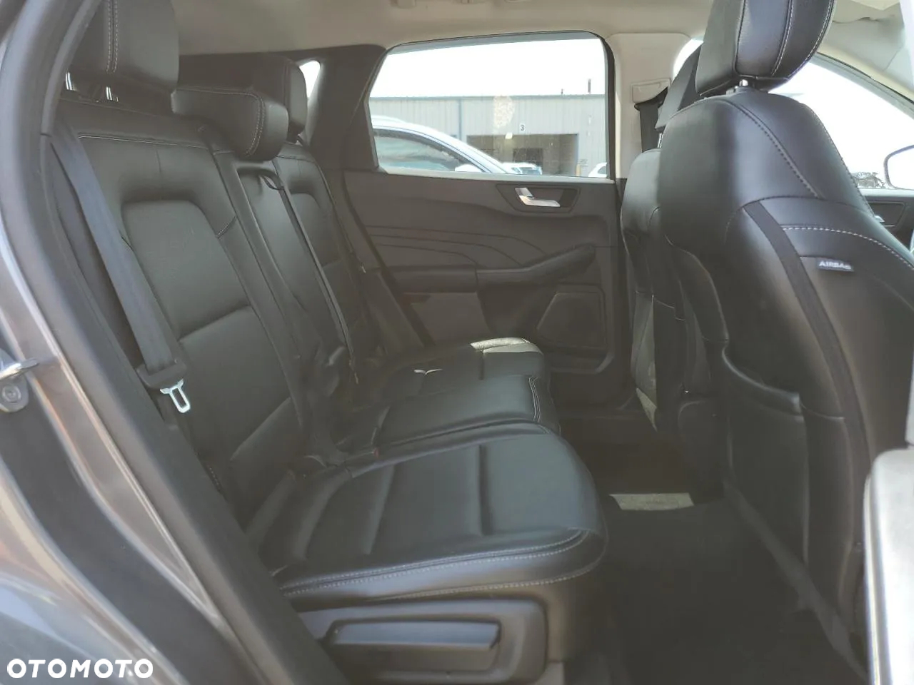 Ford Kuga 2.0 EcoBoost 4x4 Titanium - 10