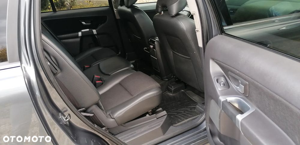 Volvo XC 90 2.4 D5 Momentum - 13