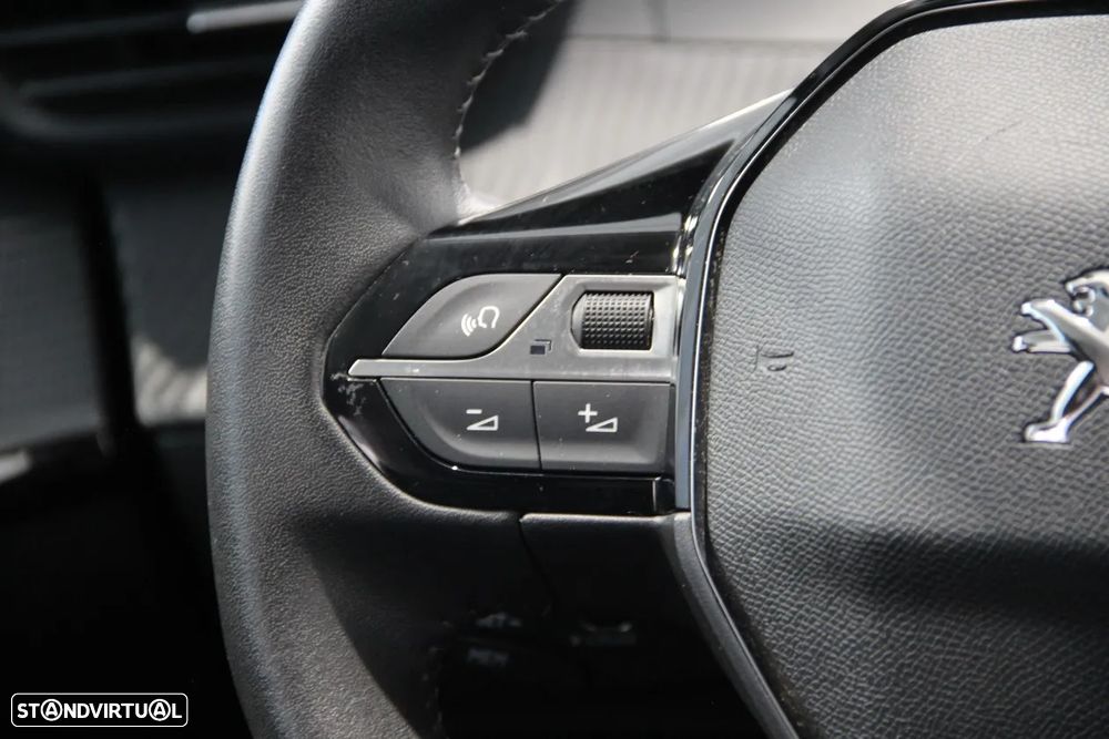 Peugeot 208 1.2 PureTech Active Pack - 10