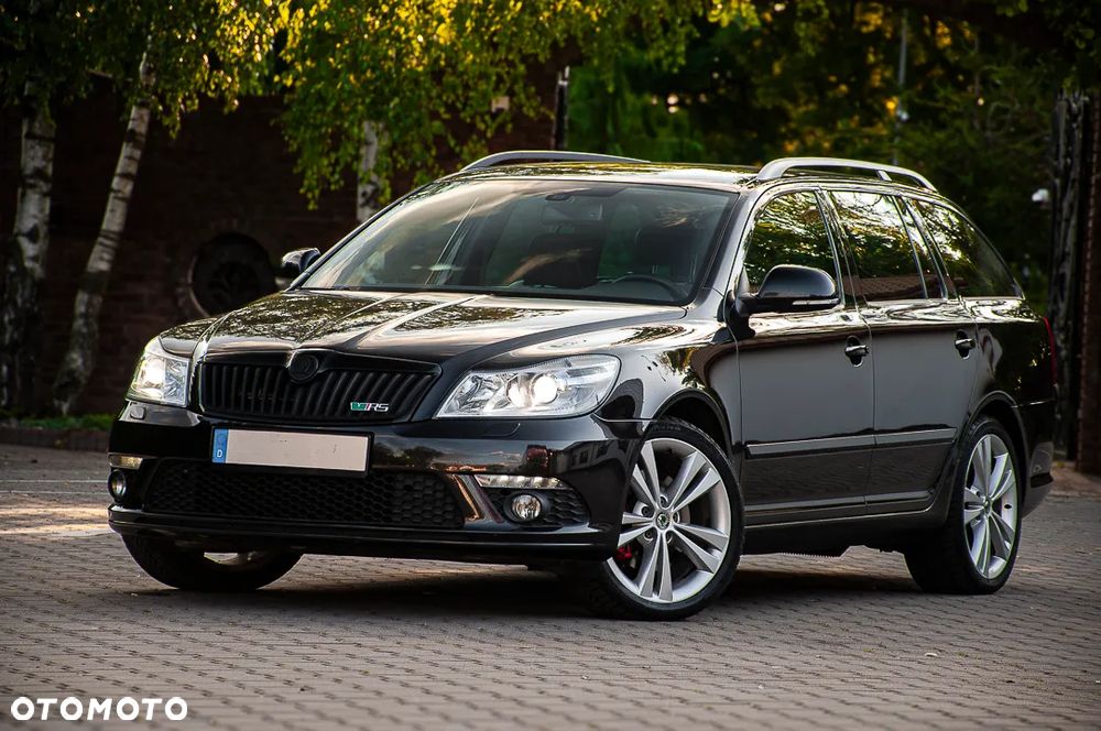 Skoda Octavia 2.0 TDI CR DPF DSG RS - 19