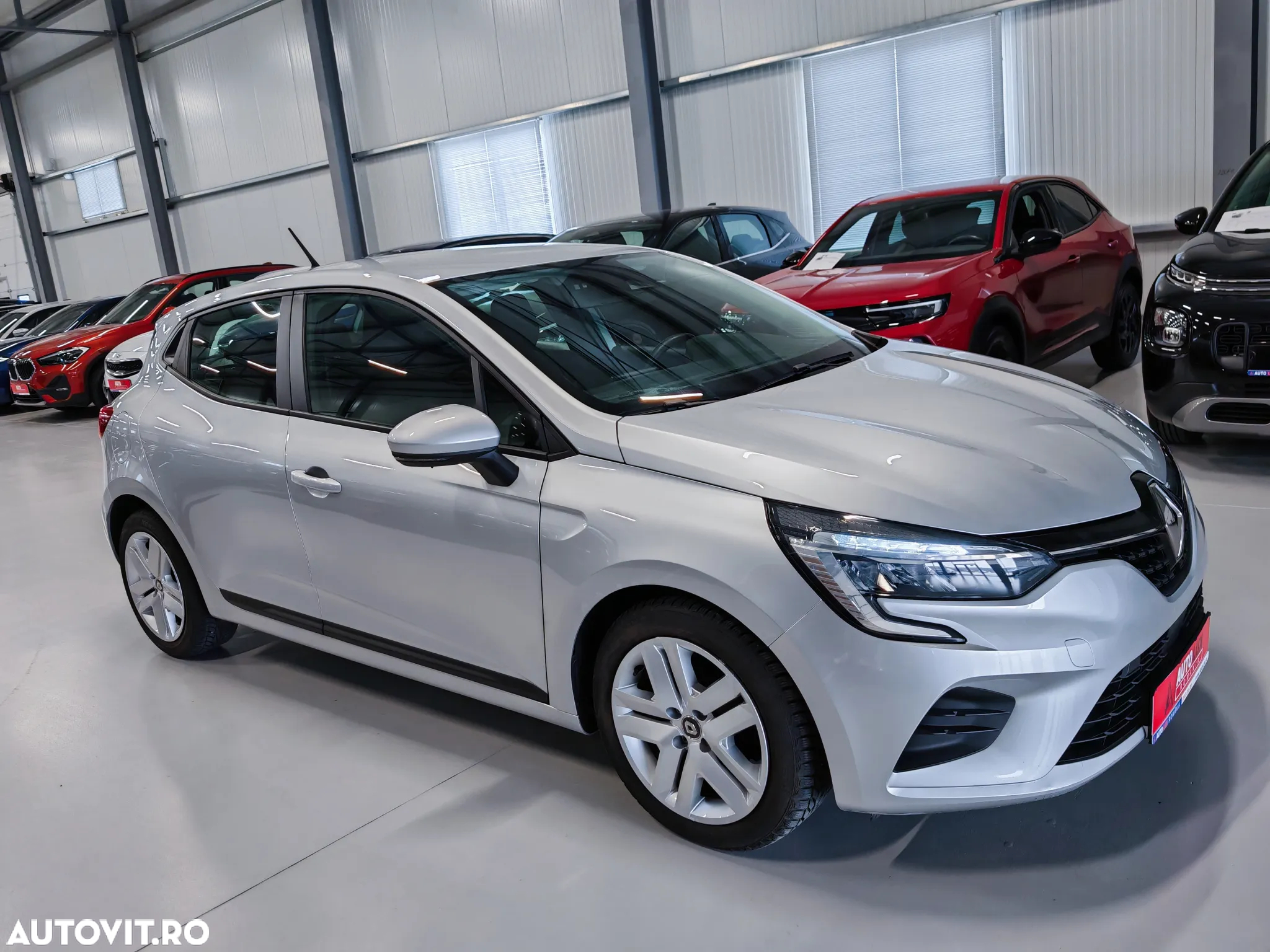Renault Clio TCe 90 CVT TECHNO - 10