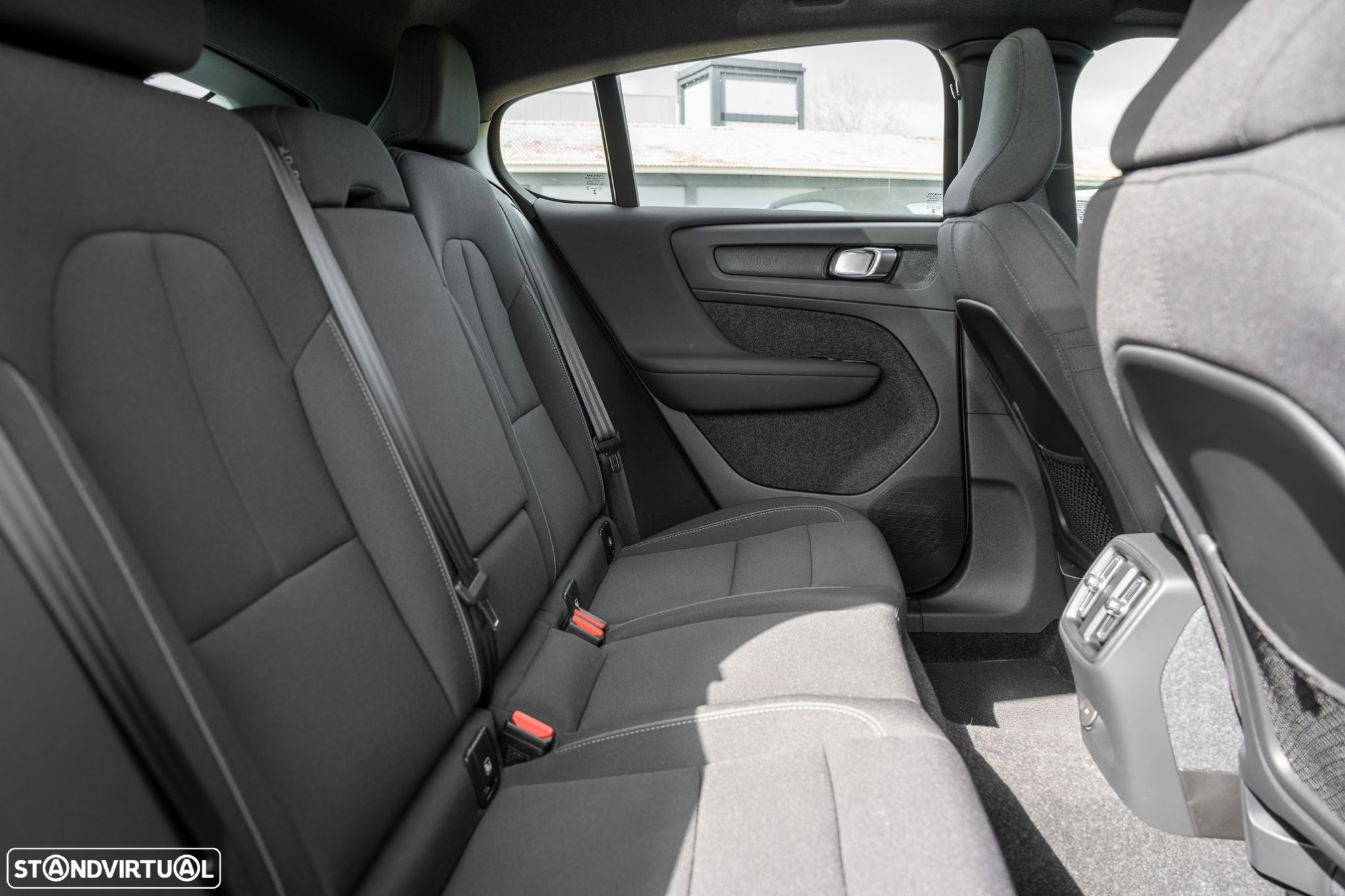 Volvo C40 Recharge Plus - 23