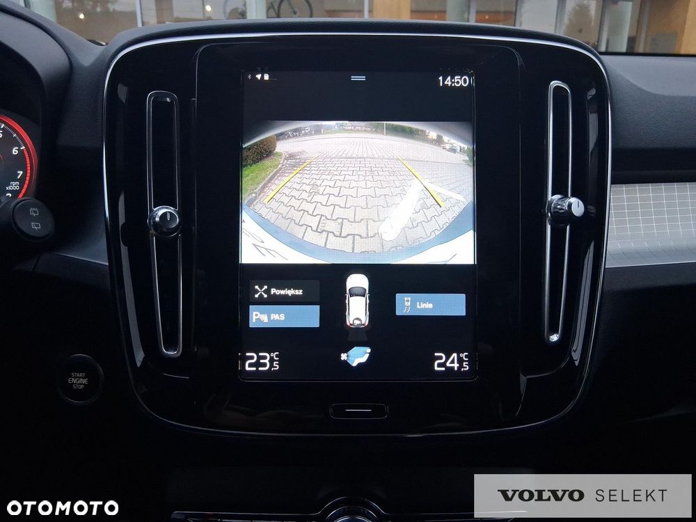 Volvo XC 40 - 24