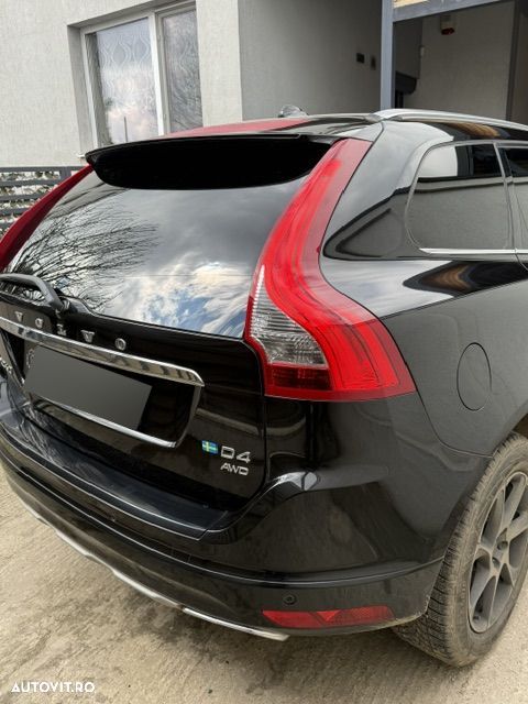 Volvo XC 60 D4 AWD Ocean Race - 4