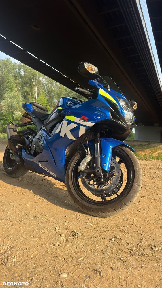 Suzuki GSX-R - 3