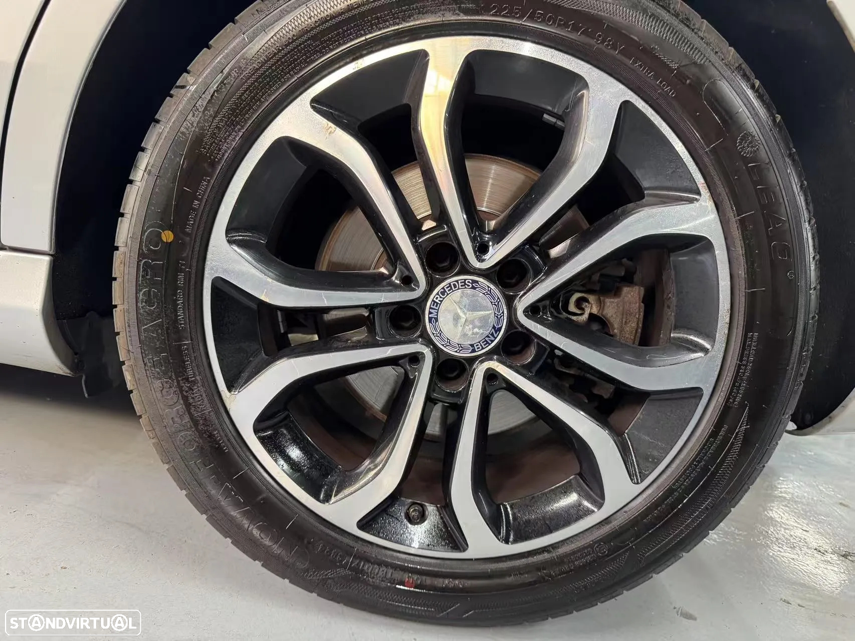 Mercedes-Benz C 300 BlueTEC Hybrid Avantgarde - 13