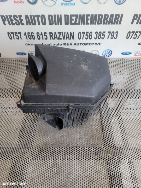 Carcasa Filtru Aer Volvo V70 XC70 S80 S60 2.4 Diesel Euro 5 Dezmembrez Volvo V70 - 2