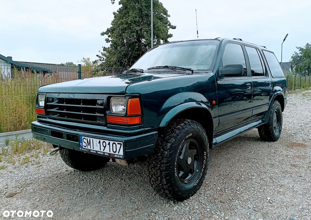 Ford Explorer - 1