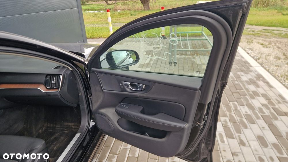 Volvo V60 T6 AWD Inscription - 13