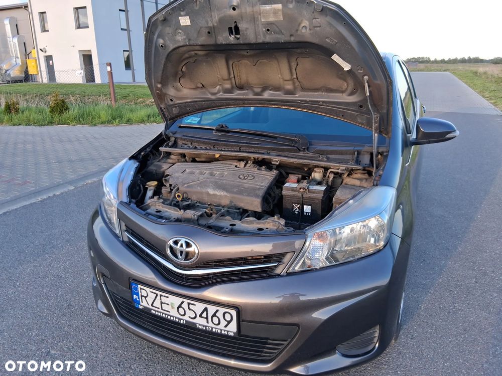 Toyota Yaris 1.33 Active - 14