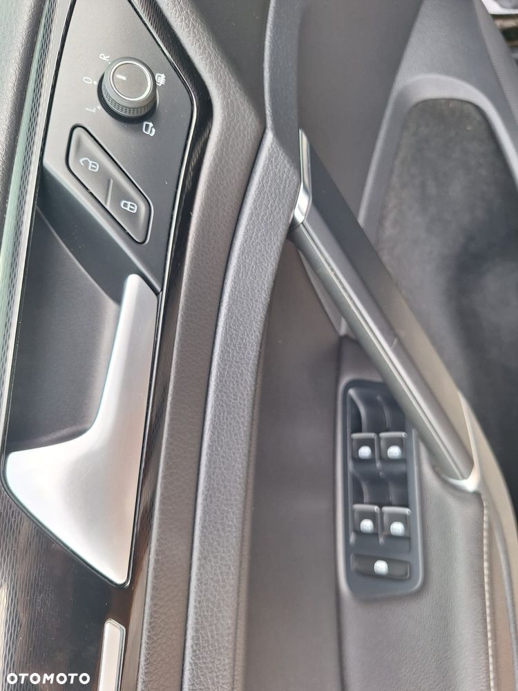 Volkswagen Golf GTD 2.0 TDI SCR DSG - 21
