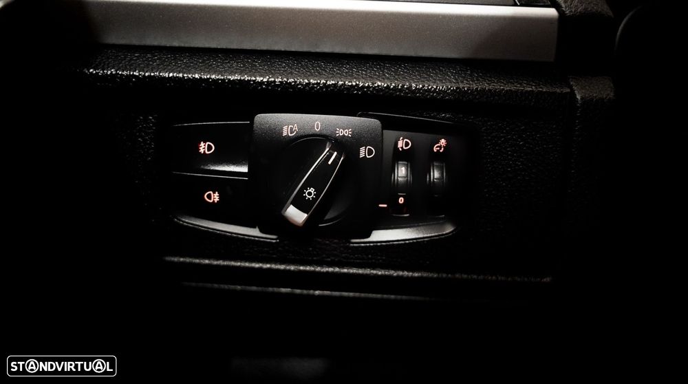 BMW 116 d EfficientDynamics - 10
