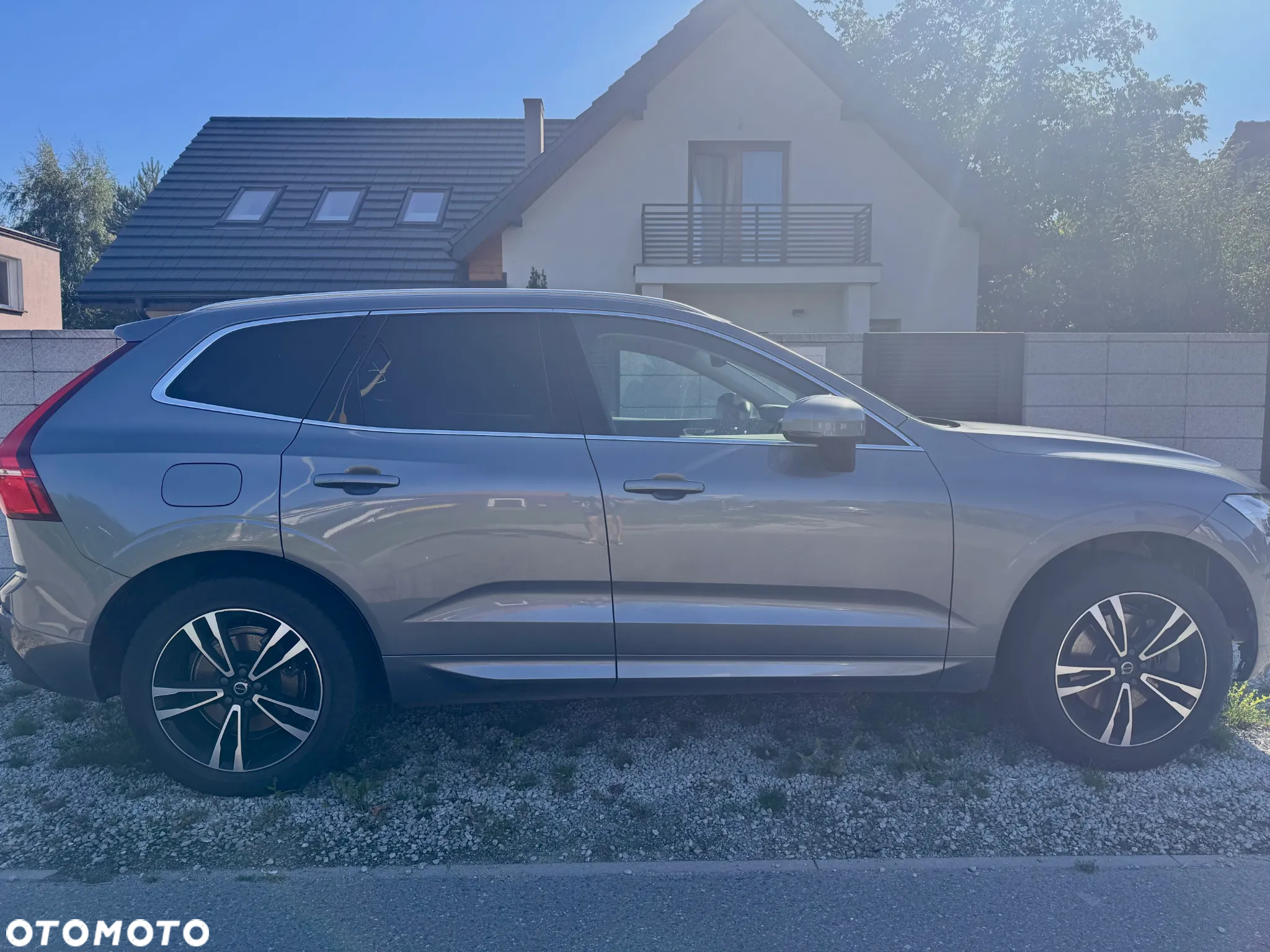 Volvo XC 60 B5 B AWD Momentum Pro - 4
