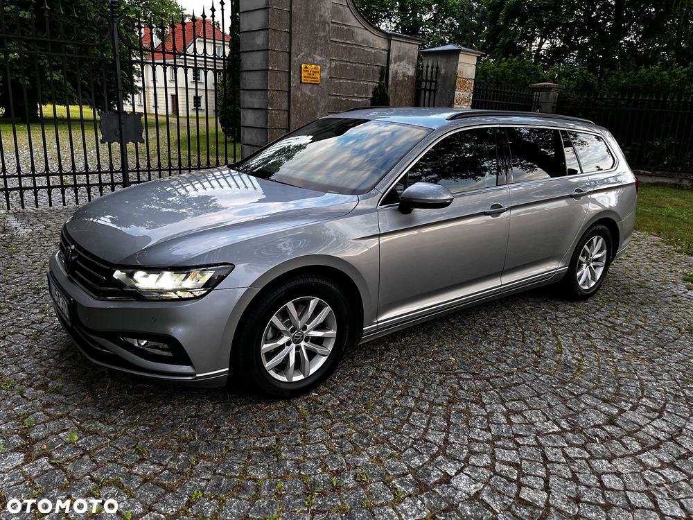 Volkswagen Passat 2.0 TDI EVO Business DSG - 2