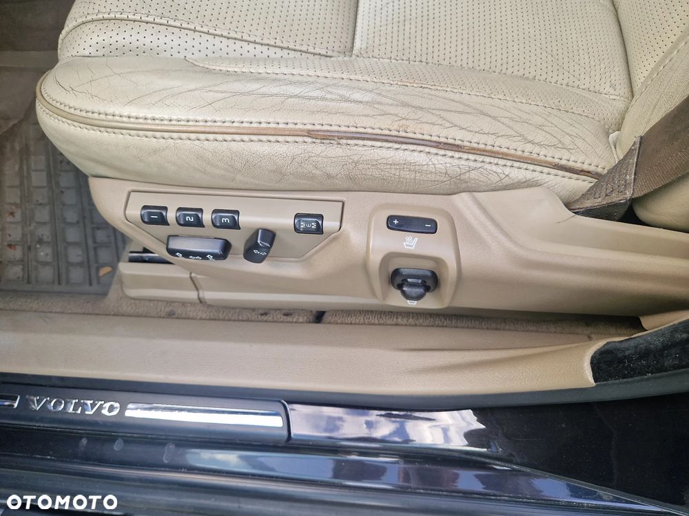 Volvo XC 90 - 19