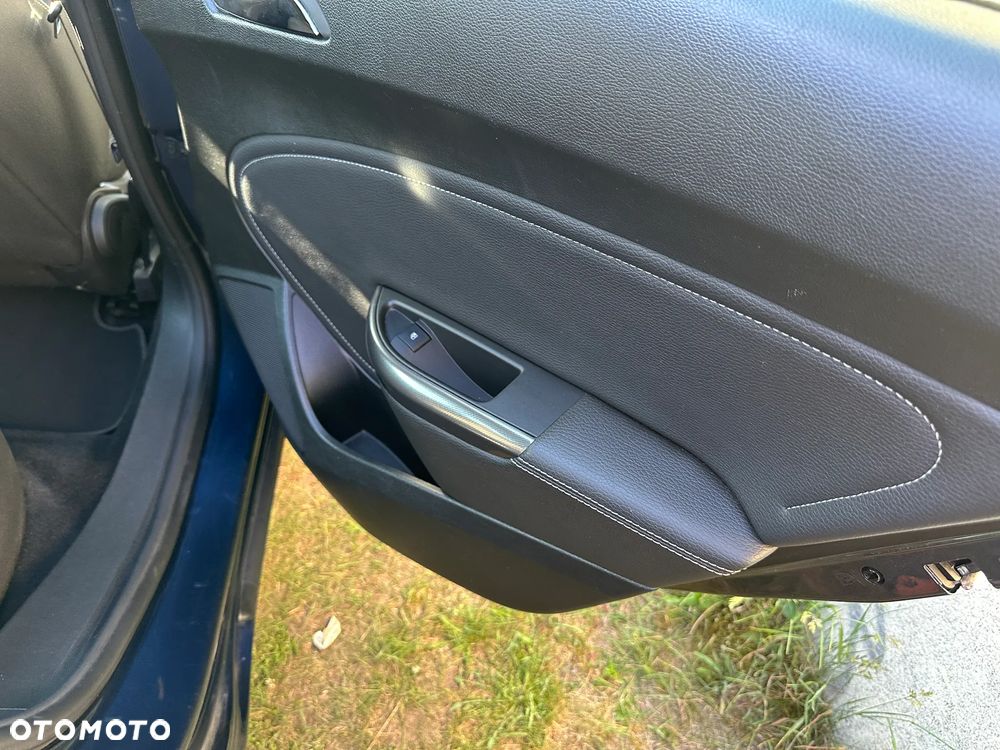 Opel Astra 1.4 Turbo Innovation - 20