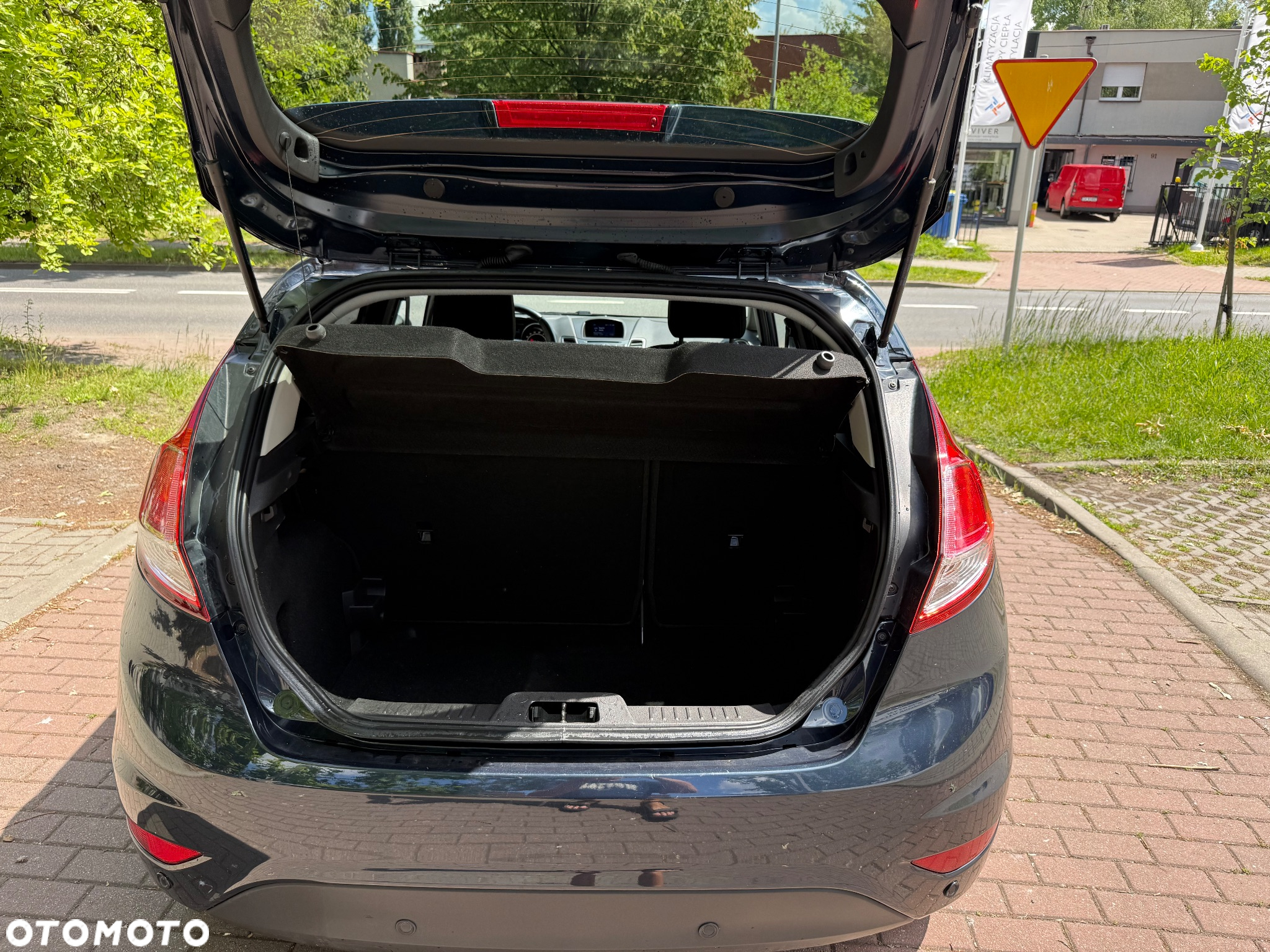 Ford Fiesta 1.0 EcoBoost Start-Stop Champions Edition - 17