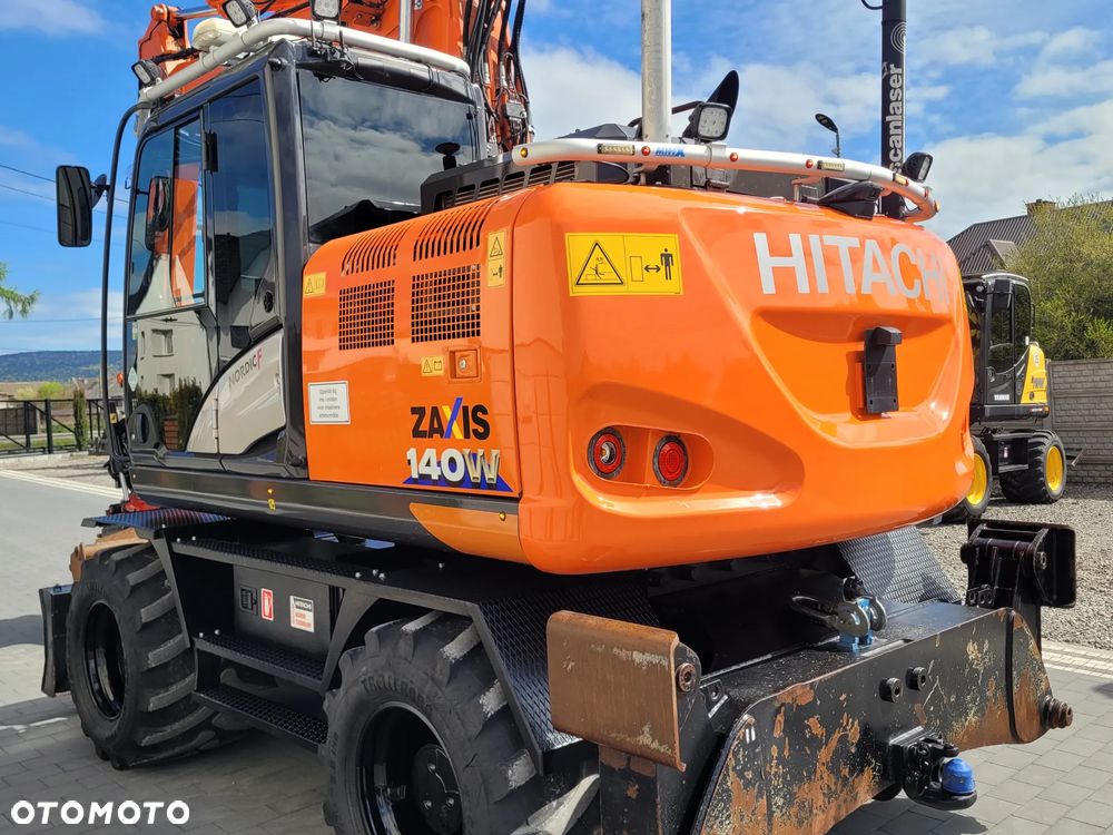 Hitachi ZX 140W / ROTOTILT ze szczypcami / system GPS 3D LEICA / - 11