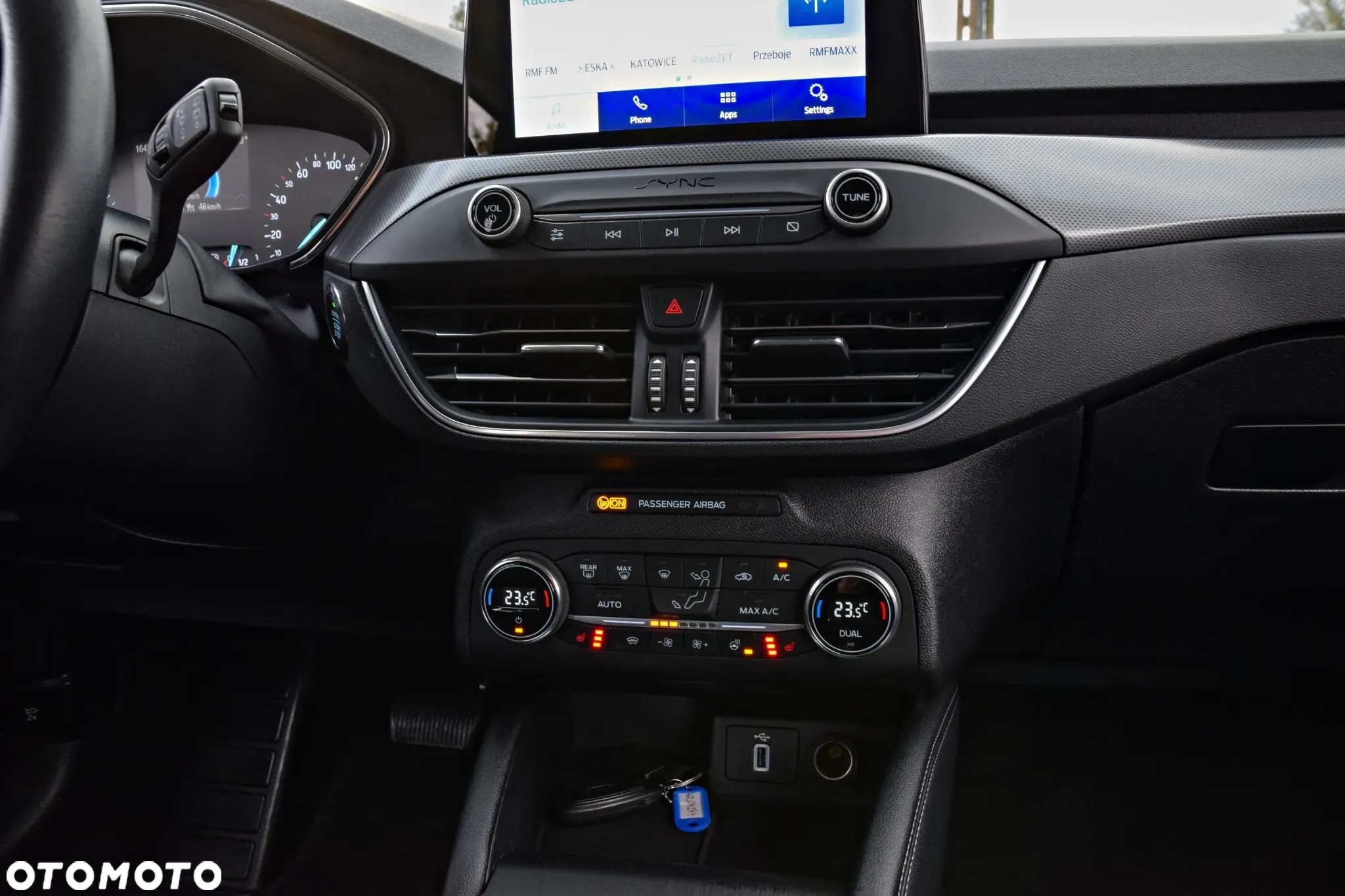 Ford Focus 1.5 EcoBoost Titanium X - 33