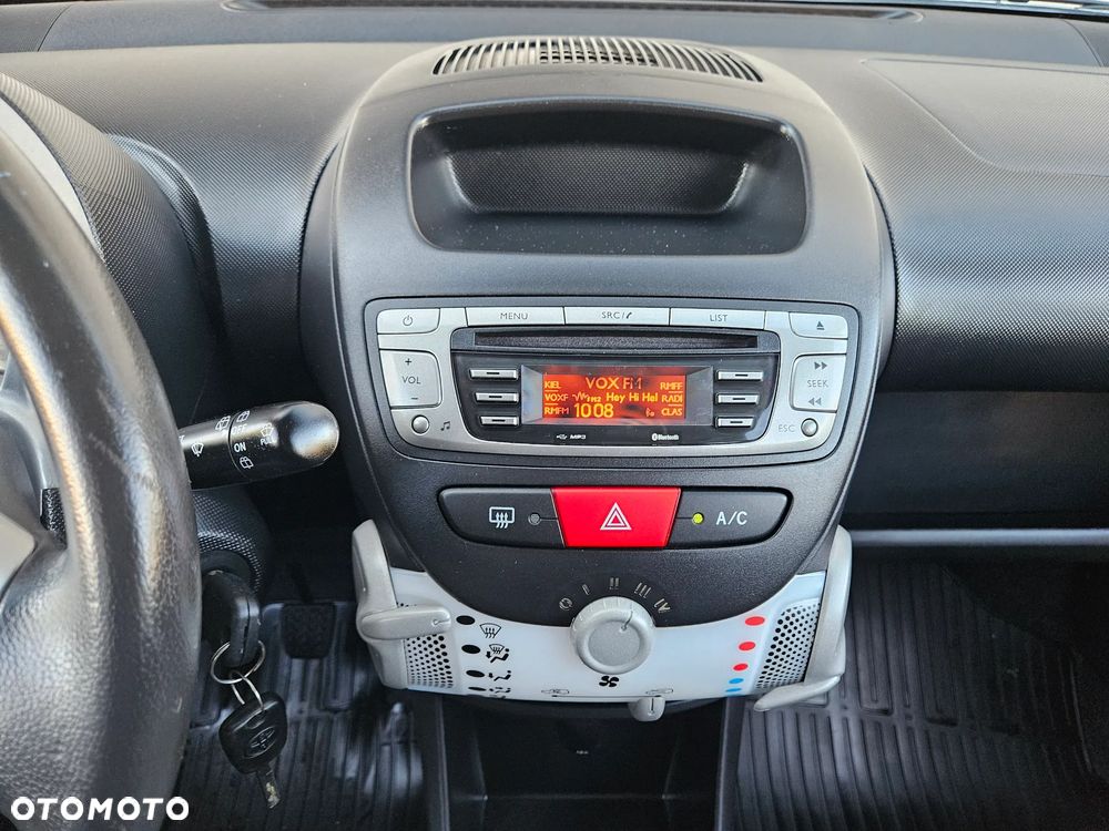 Toyota Aygo 1.0 VVT-i Luna EU5 - 32