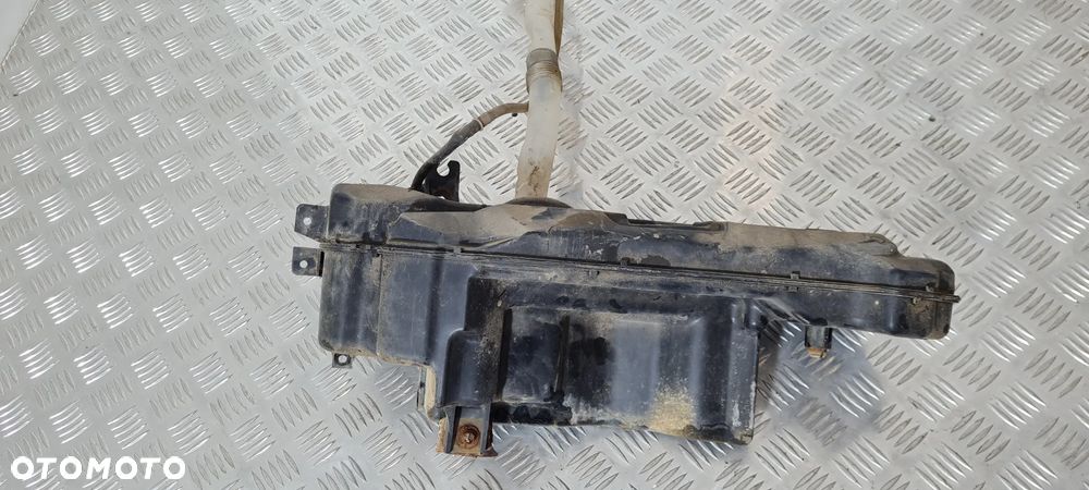 Mitsubishi Pajero III Zbiorniczek Spryskiwaczy - 5