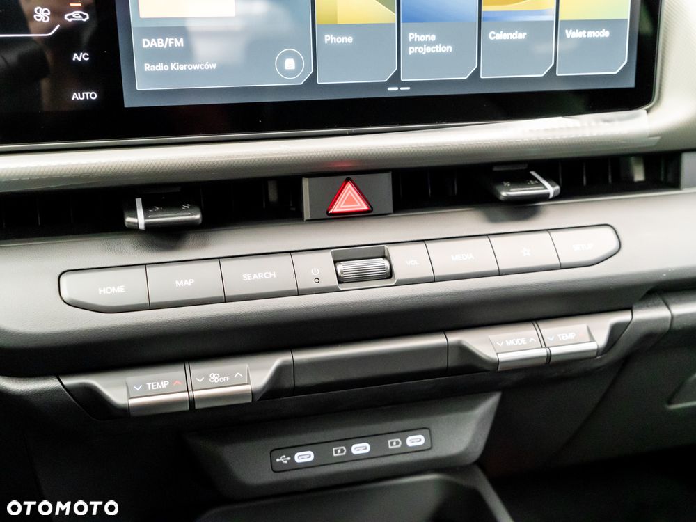 Kia Seltos 1.6 T-GDI M DCT - 28