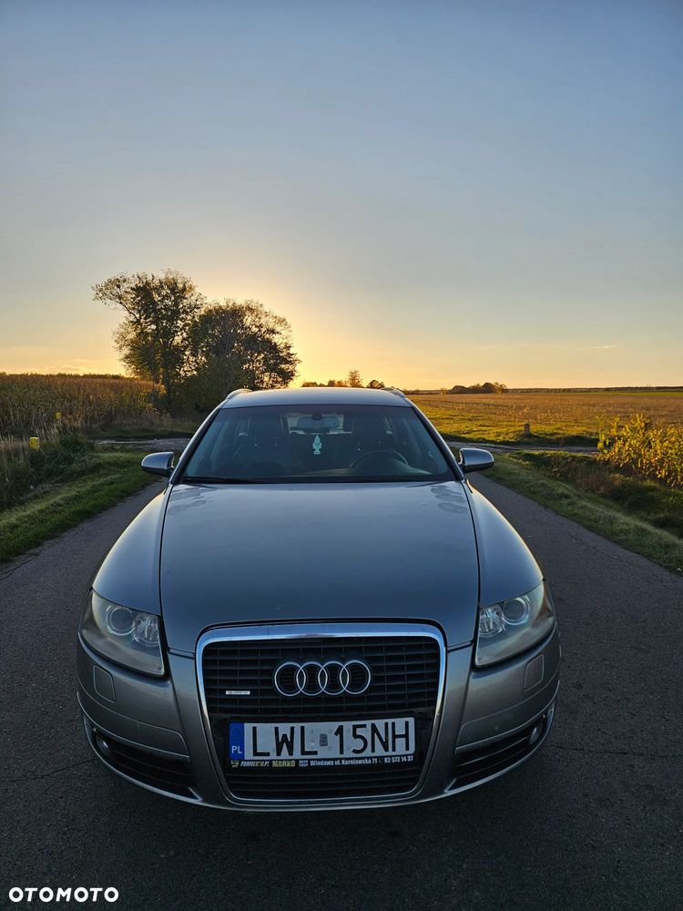 Audi A6 Avant - 1