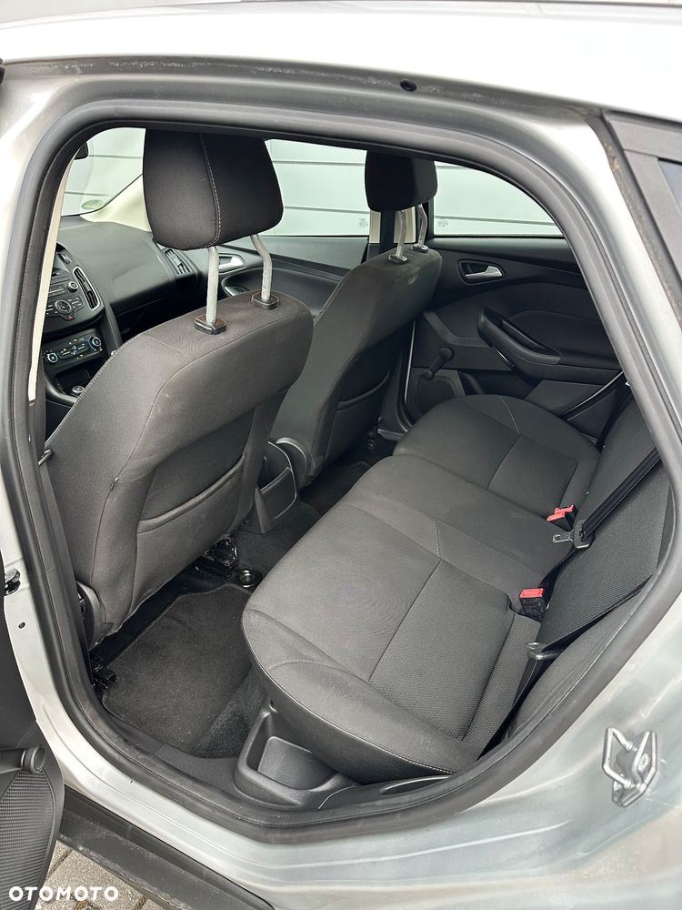 Ford Focus - 19