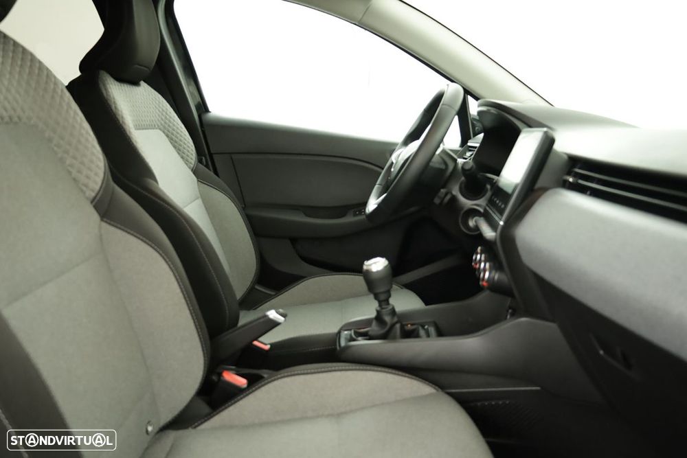 Renault Clio 1.0 TCe Evolution - 22
