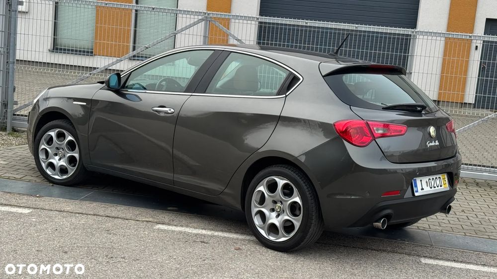 Alfa Romeo Giulietta - 16