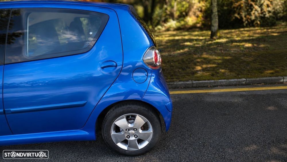 Toyota Aygo CoolBlue - 22