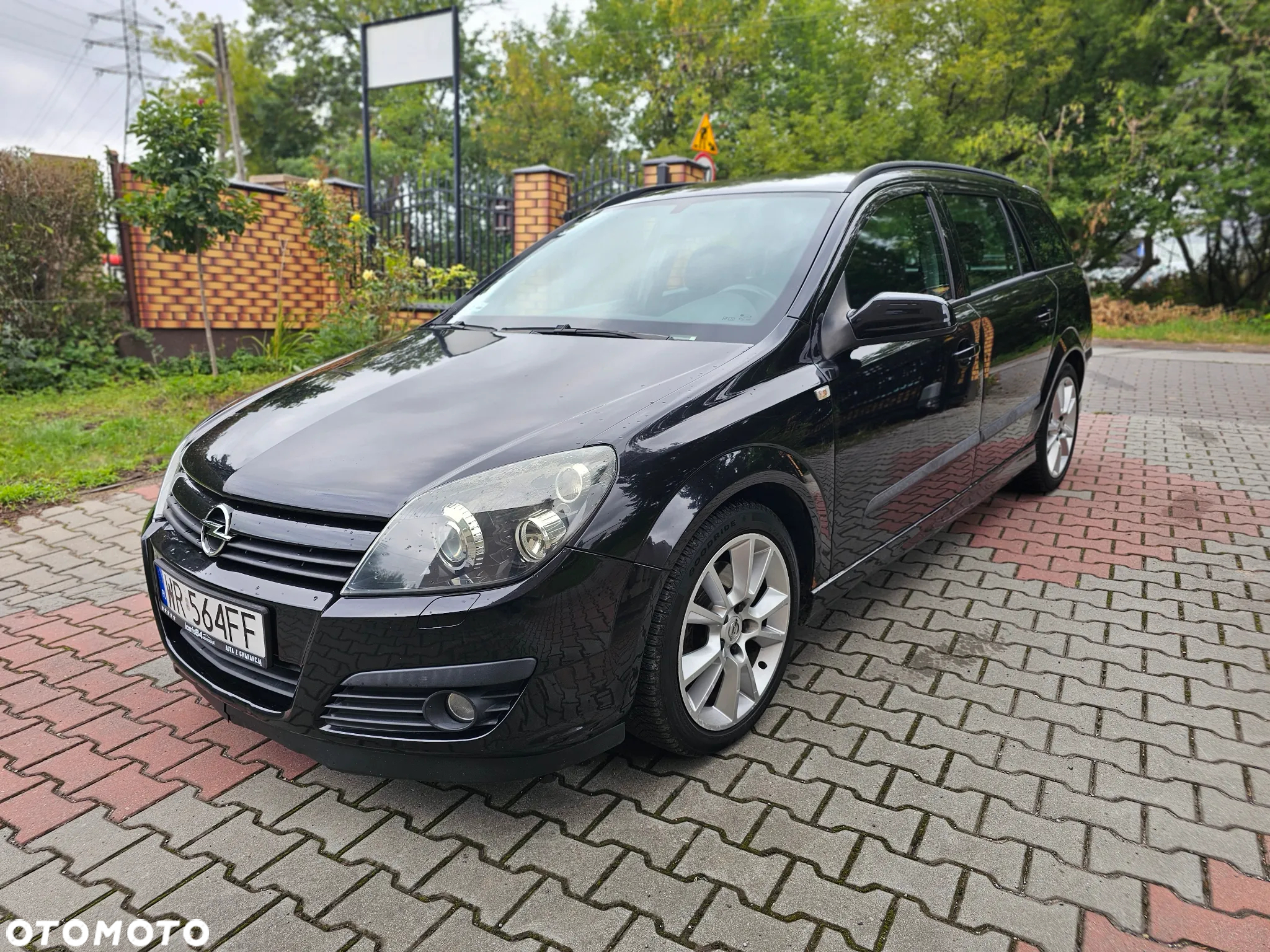 Opel Astra III 2.0 T Cosmo - 9