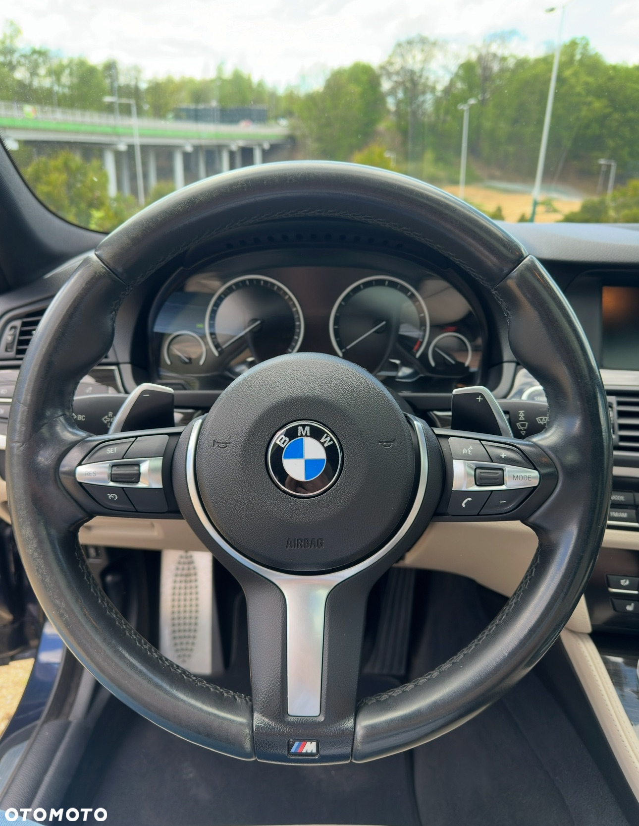 BMW Seria 5 535i xDrive - 17