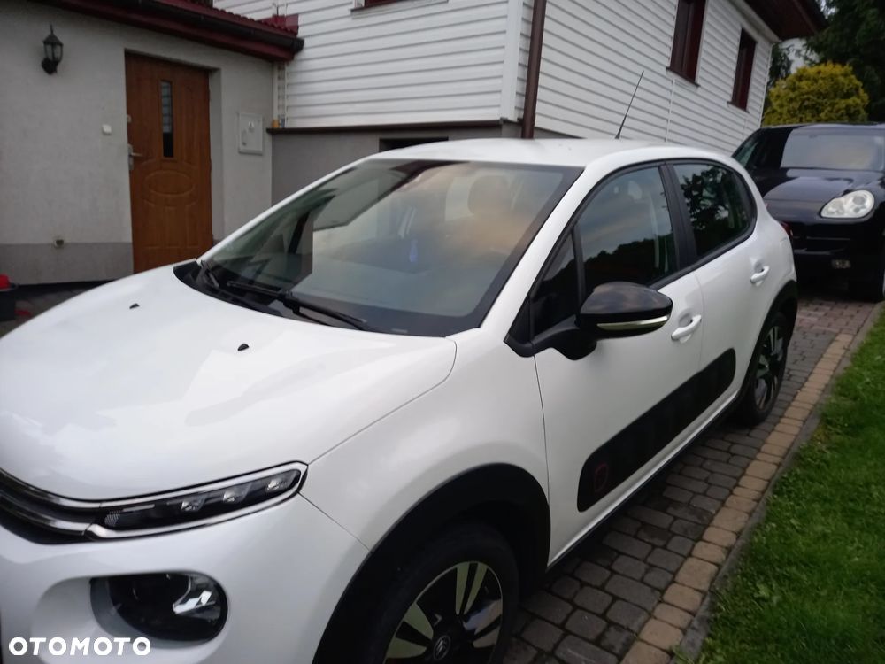 Citroën C3 1.2 PureTech Exclusive - 1