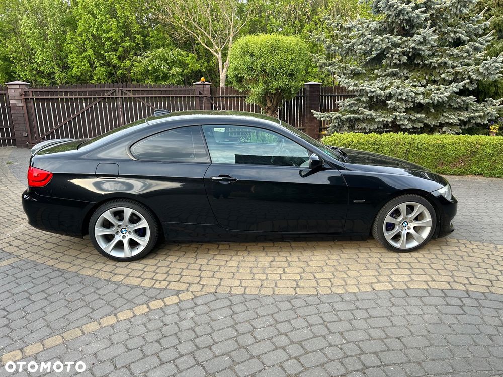 BMW Seria 3 320i M Sport Edition - 3