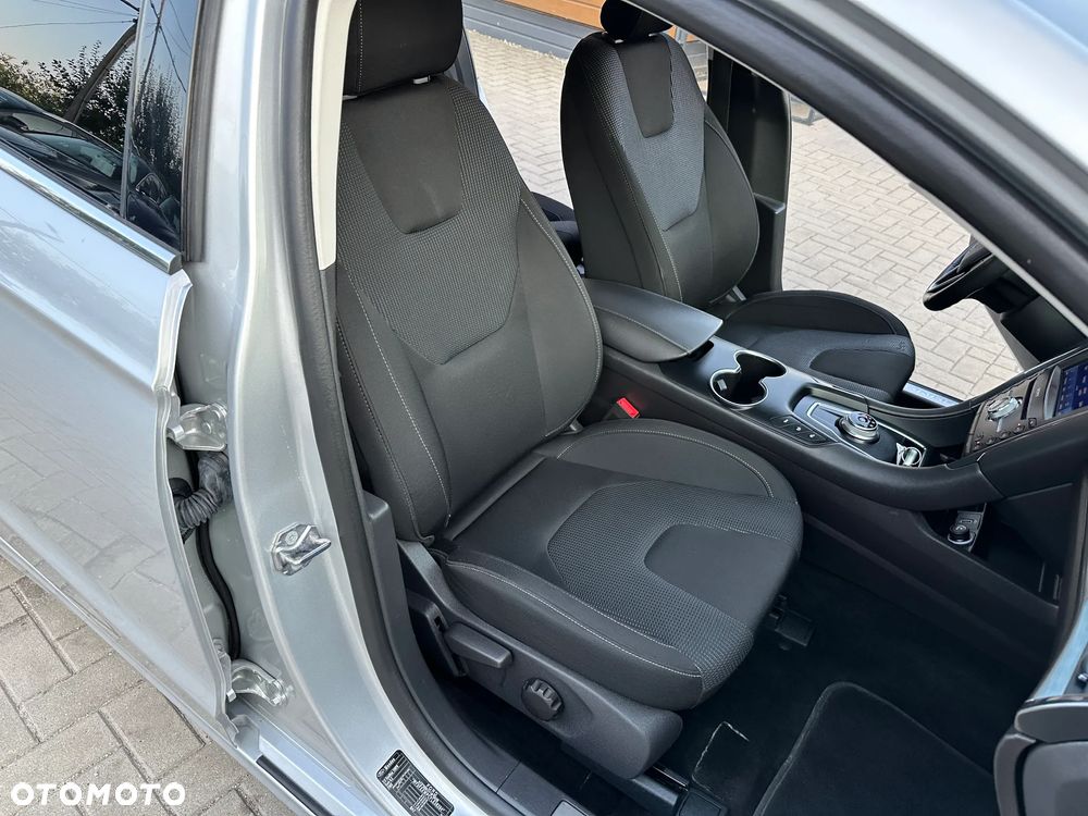 Ford Mondeo - 21