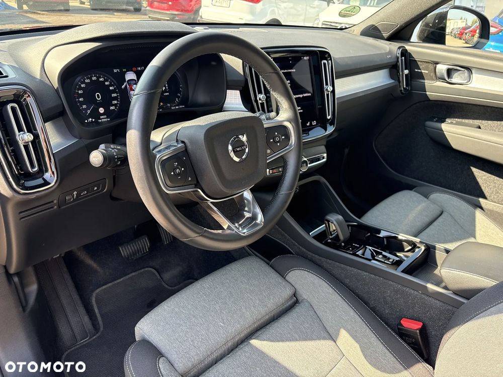 Volvo XC 40 T5 Plug-In Hybrid Plus Dark - 11